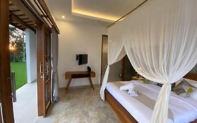 Luxury Villa Ada Padi Ubud One Bed Room